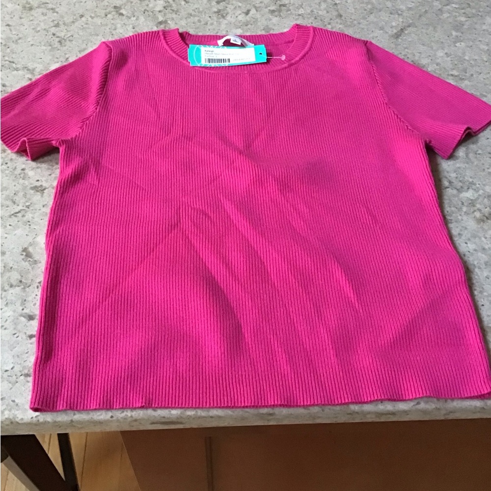 Women's Fuchsia Ribbed Top